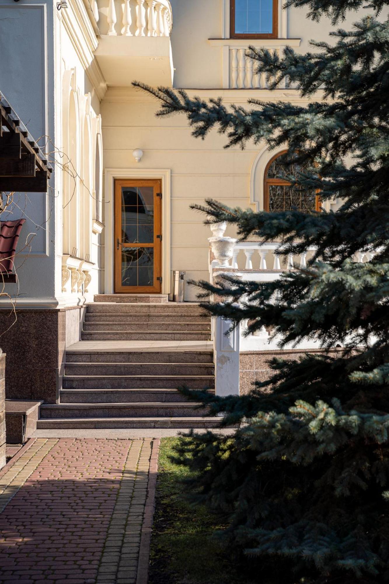 Koncha Zaspa Park Kozyn Exteriör bild